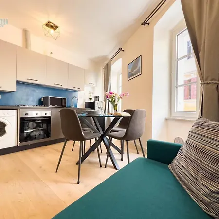 Apartament Corridoni 2a Tirabora Short Rent
