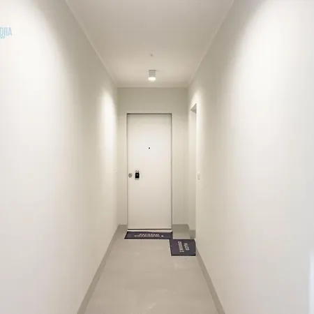 Corridoni 2a Tirabora Short Rent